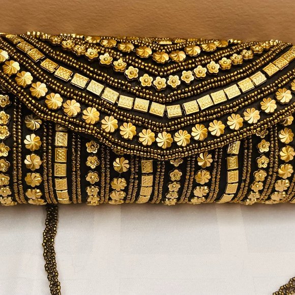 Handmade Handbags - Vintage Ethnic Golden Metal Petals clutch purse
